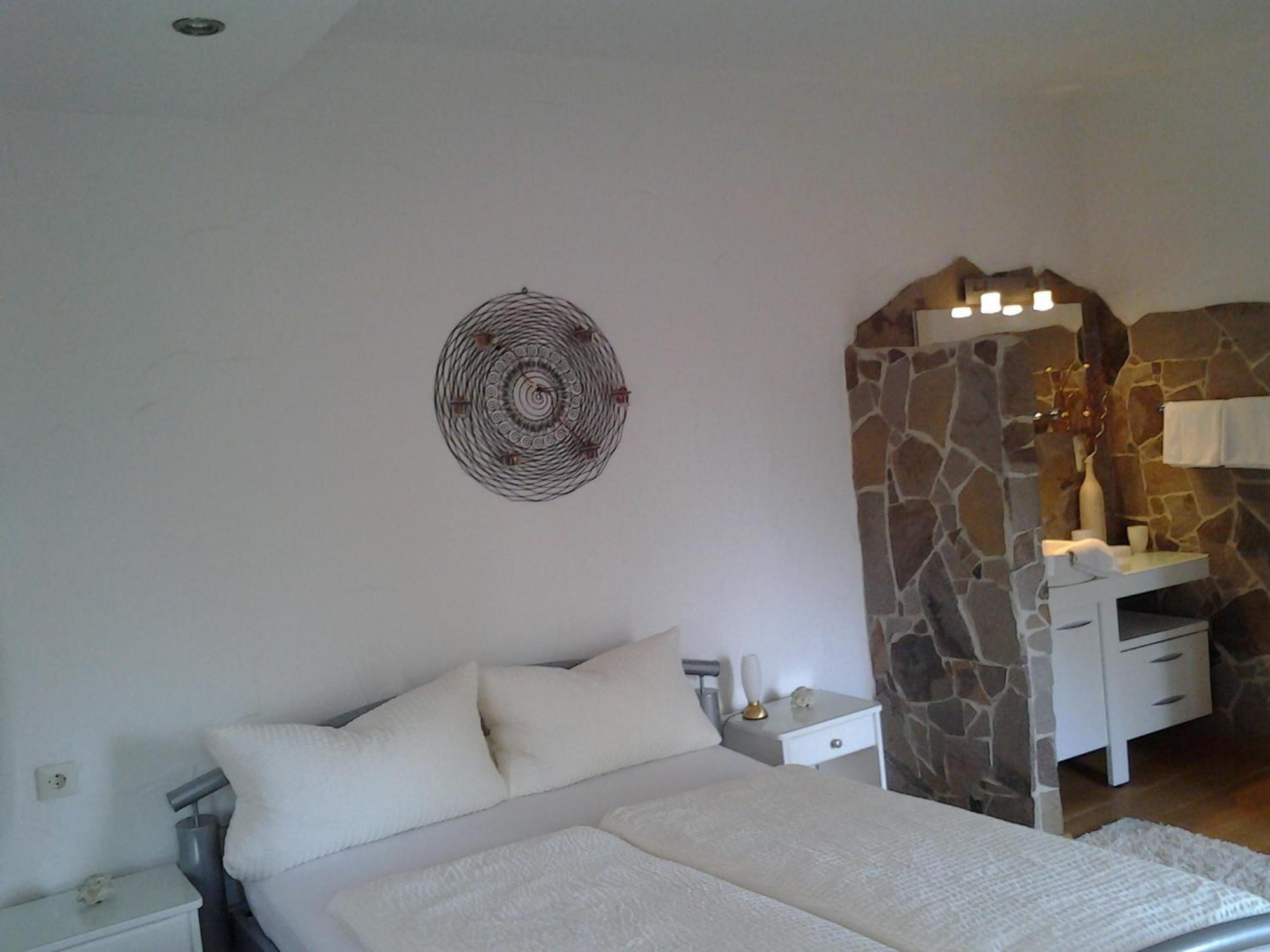 Lug Ins Land Wachsenberg Hotel Neusitz  Room photo