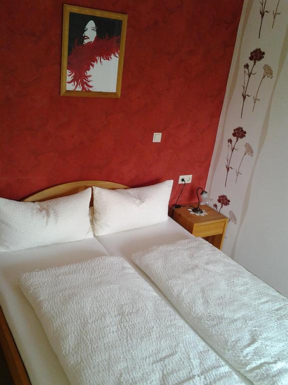 Lug Ins Land Wachsenberg Hotel Neusitz  Room photo